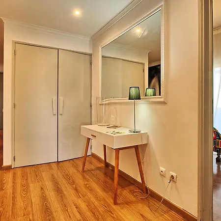 Apartamento Fuer 7 Personenund 1 Kind In Paco De Arcos, Regiao De Lisboa Costa Do Estoril Paço de Arcos